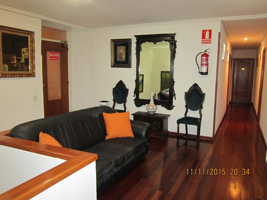Hotel Los Perales Puebla de Sanabria Buitenkant foto