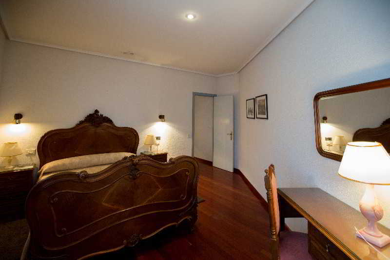 Hotel Los Perales Puebla de Sanabria Buitenkant foto